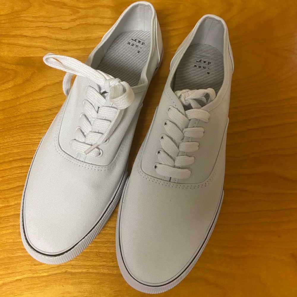 A new day tennis shoes size 10 NWOT